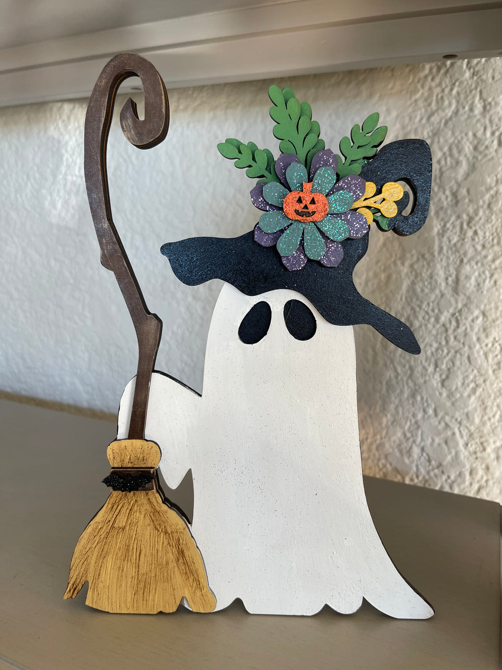 Ghost with Broom stand alone
