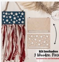 Flag shabby rag hanger